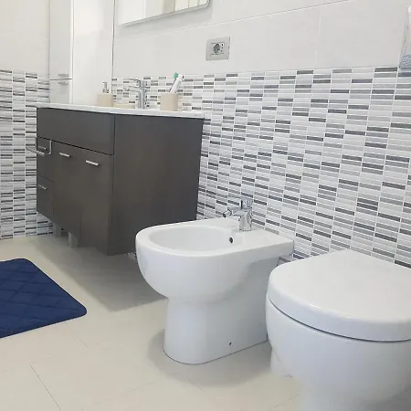 Anna's House Su Planu *